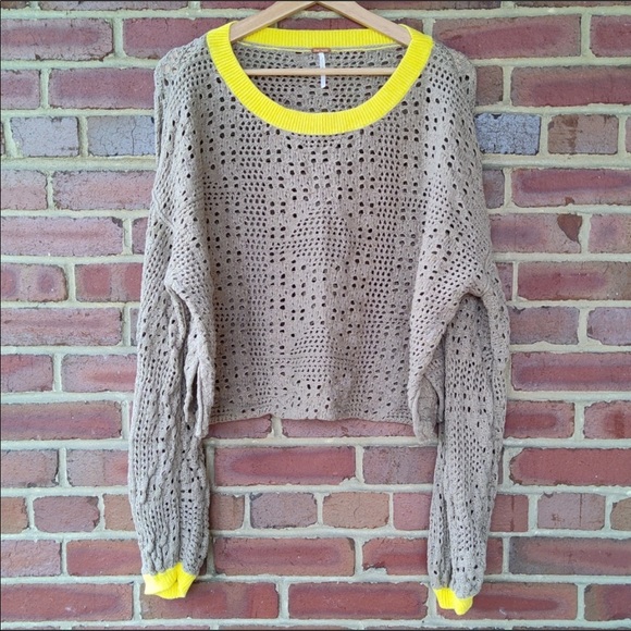 Free People Sweater - super cute! - Picture 1 of 3